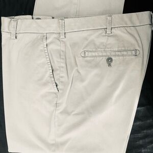 Izod Tan Chinos Classic Cotton Blend